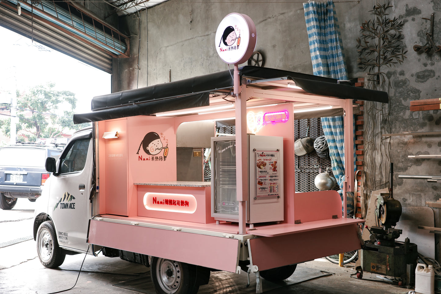 小吃餐車