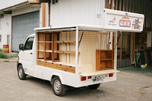 巡迴物資車_老五老基金會