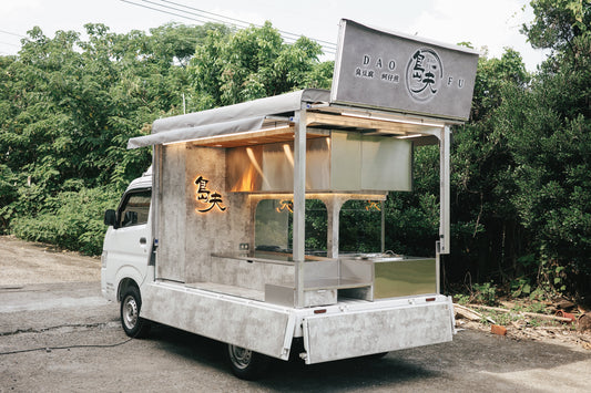 臭豆腐＆蚵仔煎小吃餐車_島夫